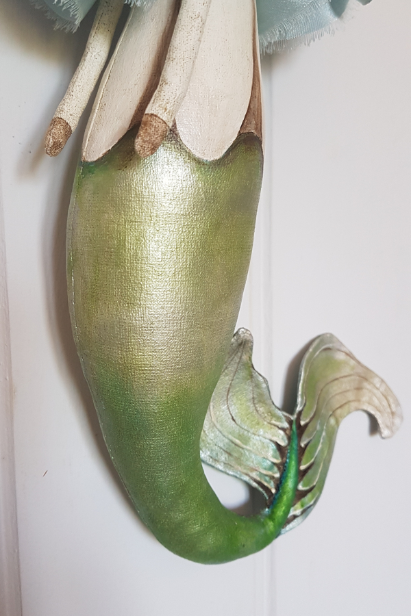 Merhare tail detail