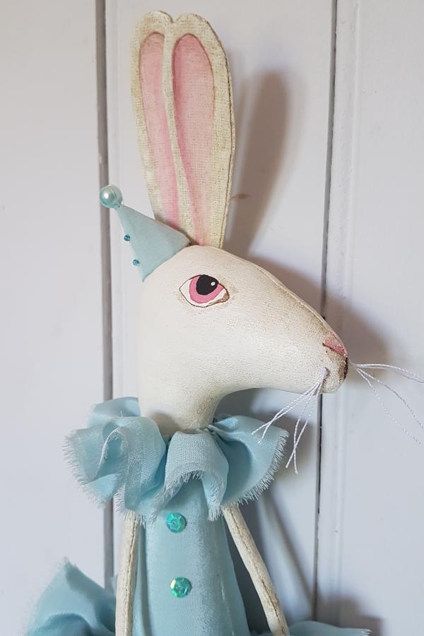 folkart circus hare