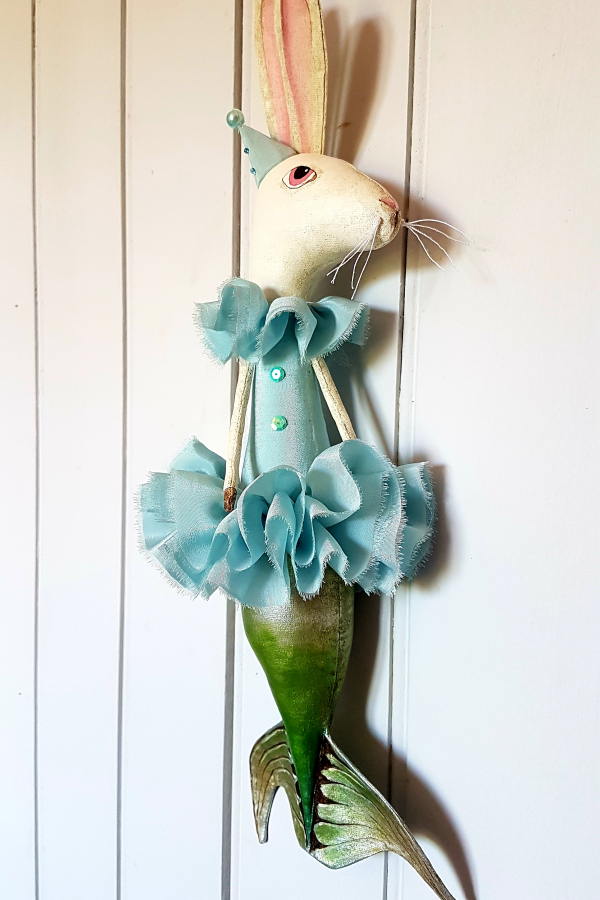 folkart circus hare