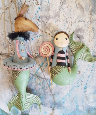 Merhare and friend.