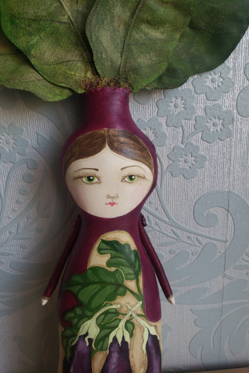 Aubergine girl