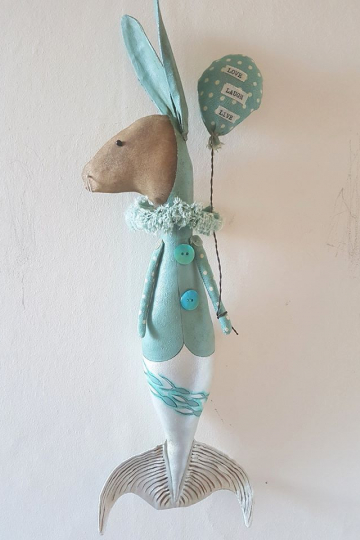 Merhare with balloon.